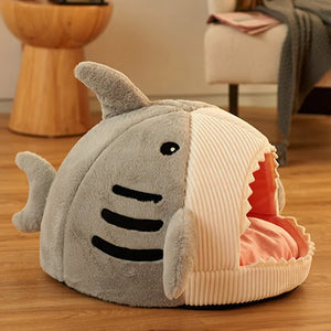 The Shark Dog And Cat Pet Bed (Fuego Pets Flash Deal)